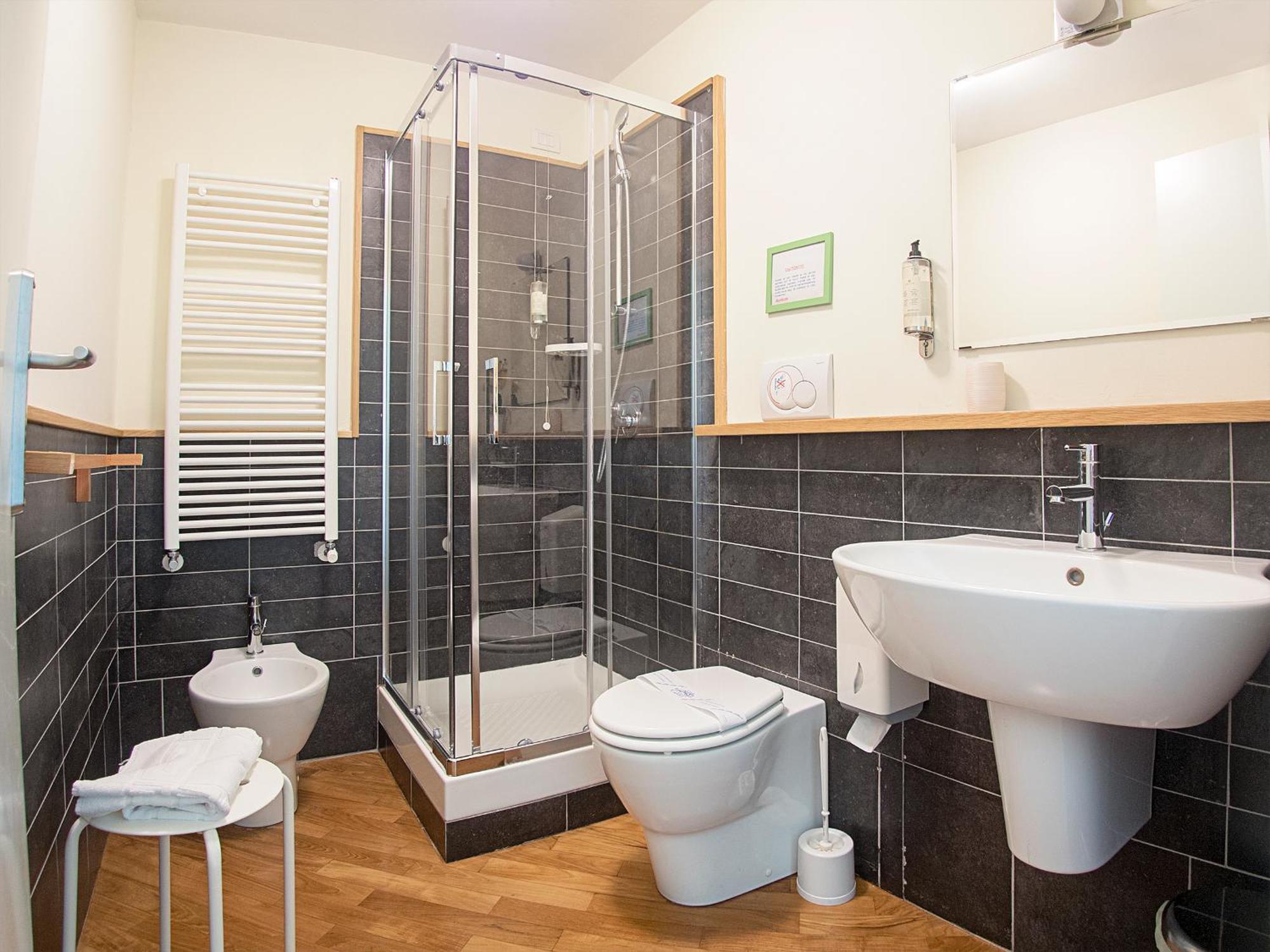 Residenza Viani Guest House Специя Екстериор снимка